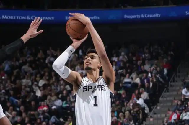 全站官网登录入口-攻防两端极致发挥！文班亚马再轰40+带队取胜