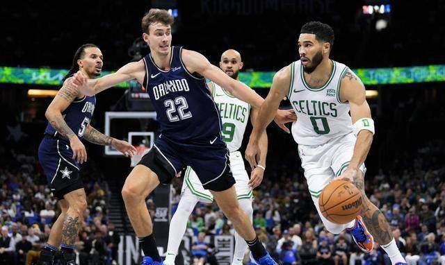 开云体育-主场击溃凯尔特人豪取6连胜 魔术重建3年终现曙光